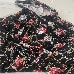 Floral Chain Print Hooded Top - Black with Pink Roses